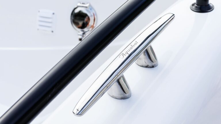 Sport Infinity 850 Lux - Bow detail